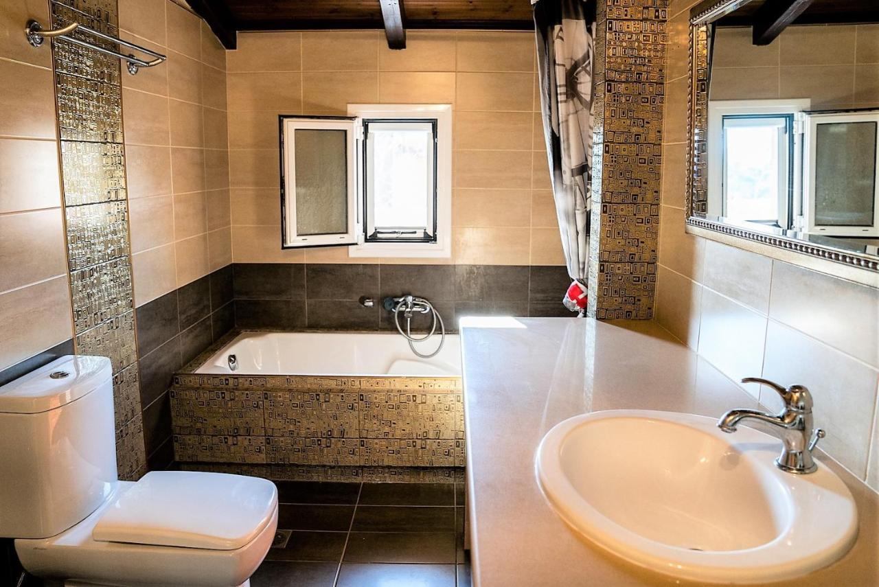 Liberis Loft Suite Argostoli  Ngoại thất bức ảnh