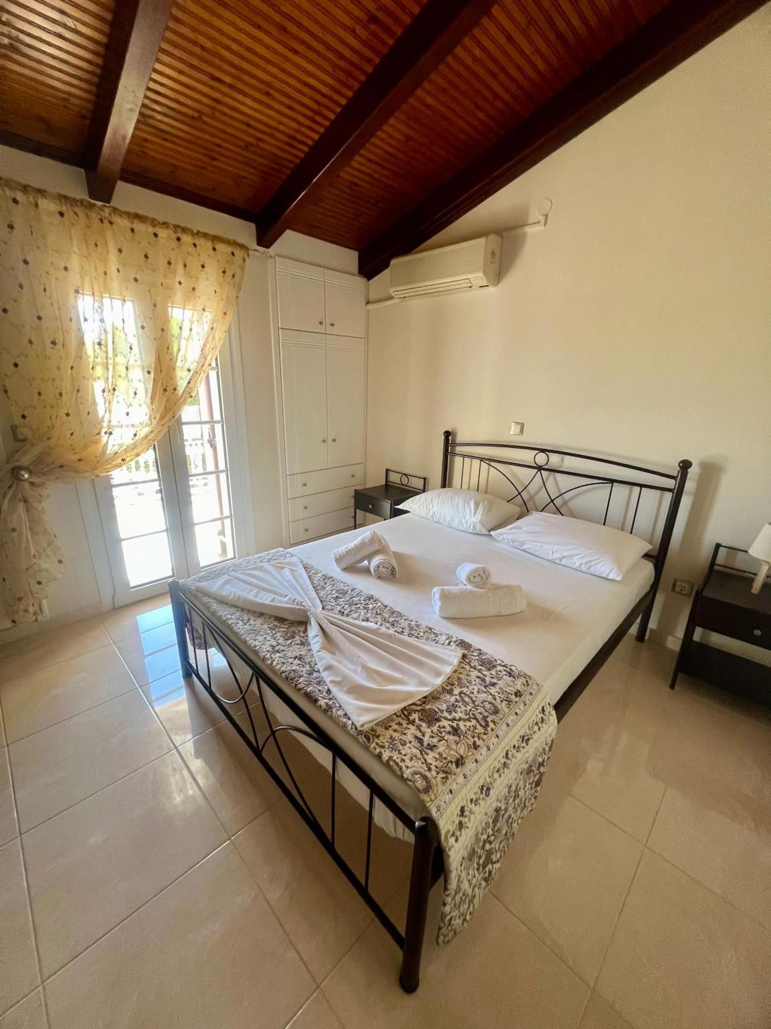 Liberis Loft Suite Argostoli  Ngoại thất bức ảnh
